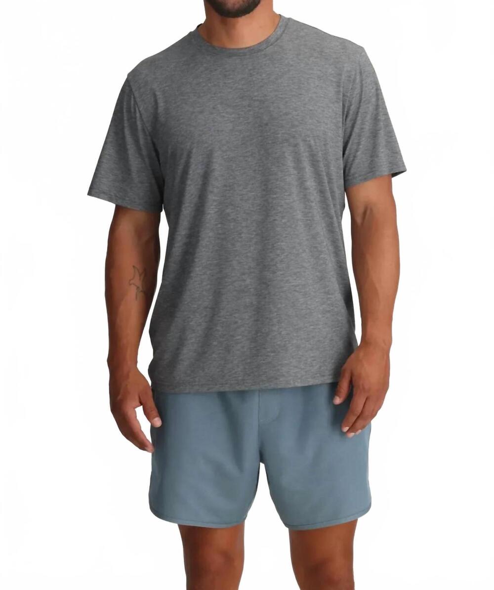 NEW FREE FLY elevate lightweight tee in heather grey